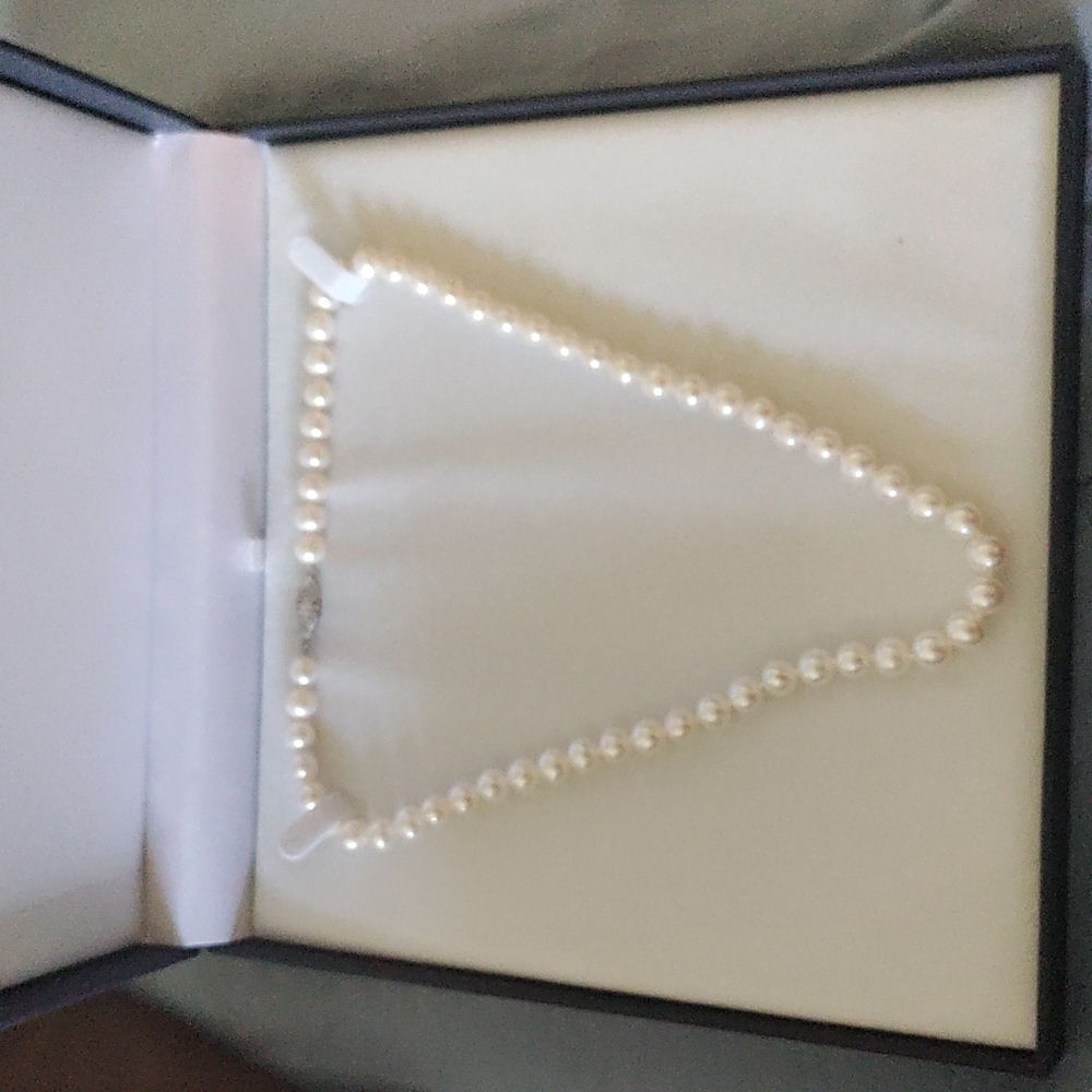 The Pearl source 14k en in 18 princess New